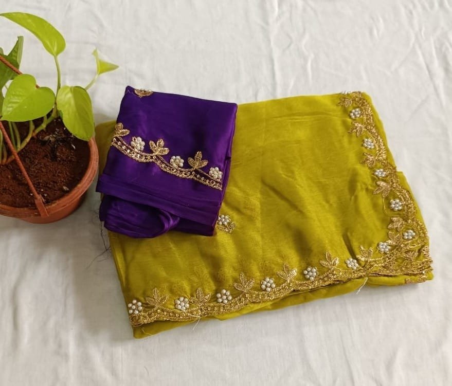 Space silk with pearl work - Image 4